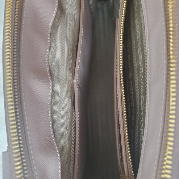 Prada Galleria Saffiano Lux in Cammeo (Blush) - Picture 3 of 7